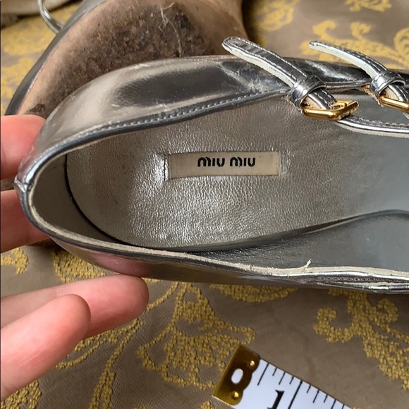 Preloved miu miu silver Mary Jane heels - Picture 8 of 8